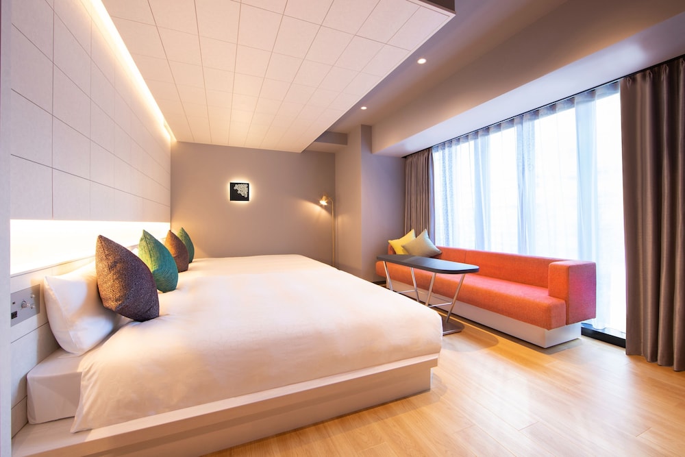 karaksa hotel colors tokyo yaesu