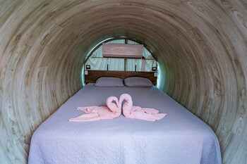 arenal backpackers resort