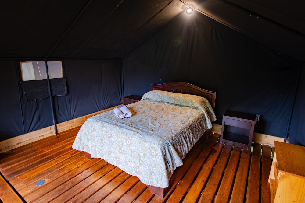 arenal backpackers resort