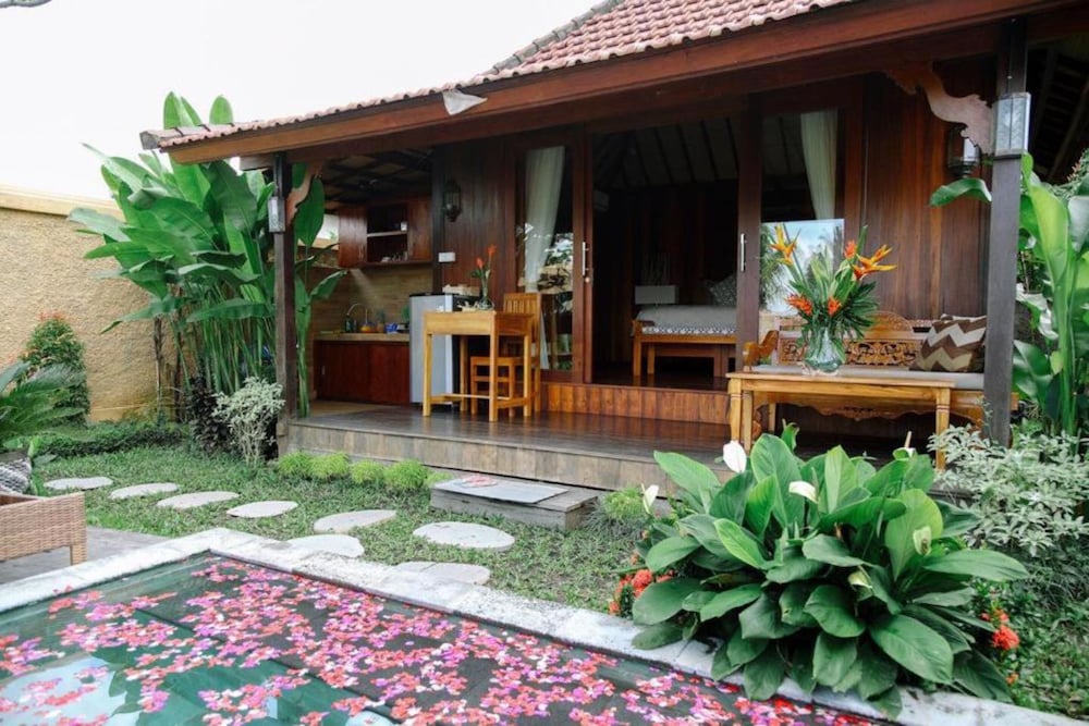 niluh private villas