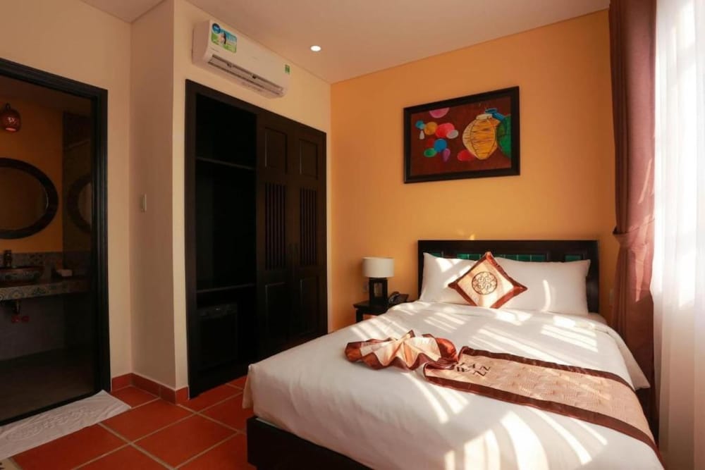 sunshine villa hoi an