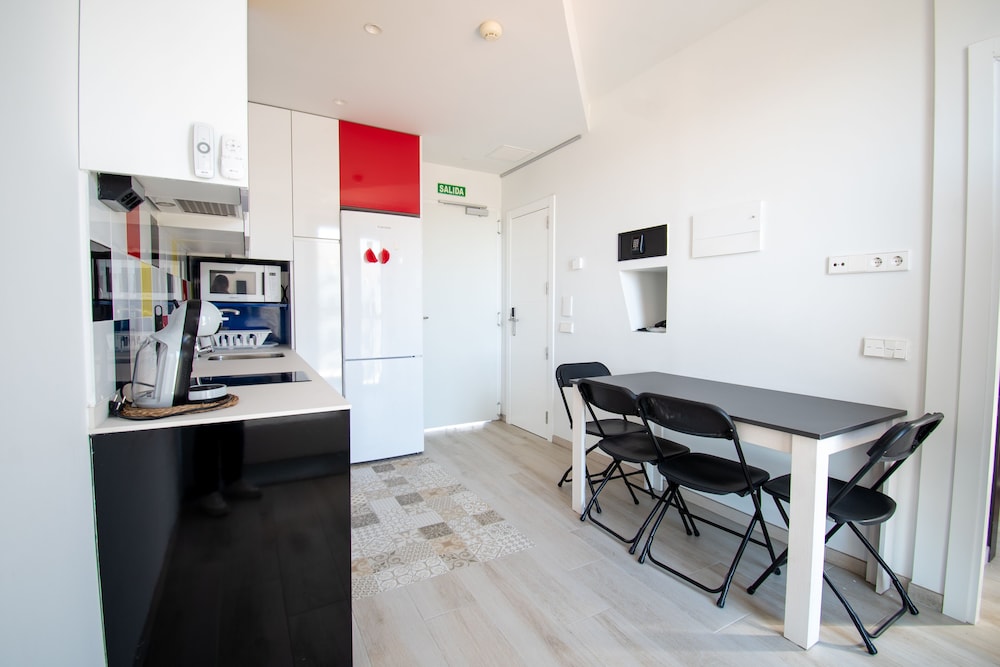 e kilibrio hotel and apart suites