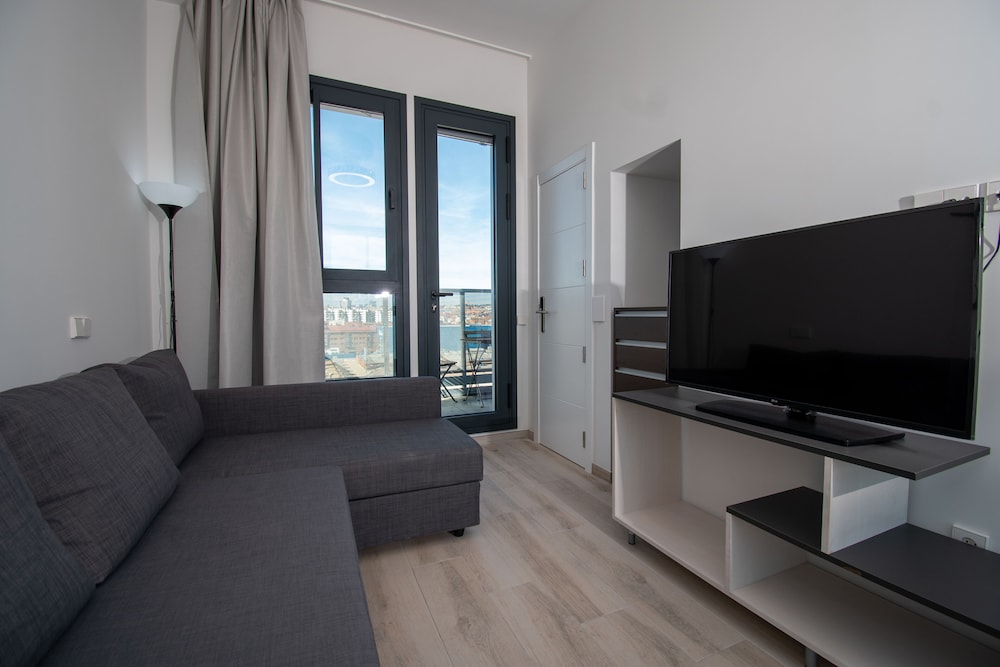 e kilibrio hotel and apart suites