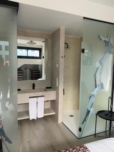 e kilibrio hotel and apart suites