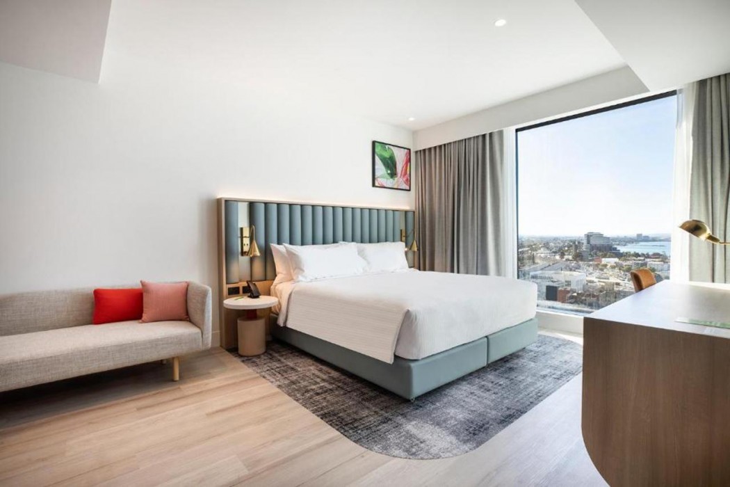 holiday inn and suites geelong an ihg hotel