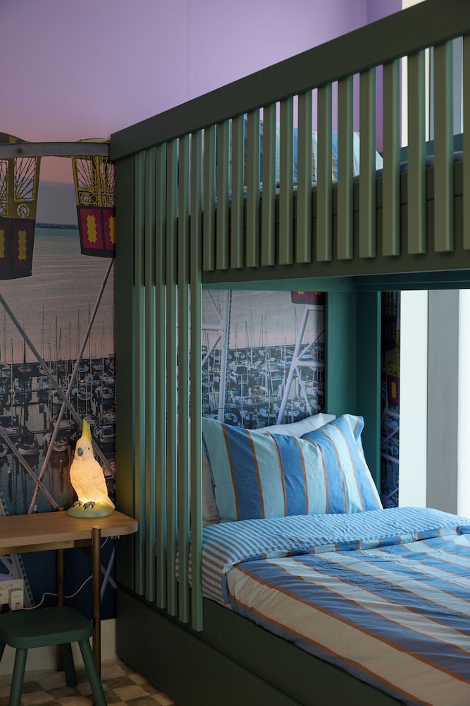 holiday inn and suites geelong an ihg hotel