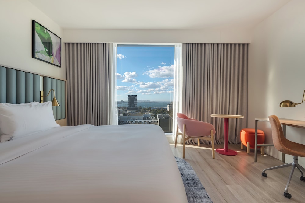 holiday inn and suites geelong an ihg hotel
