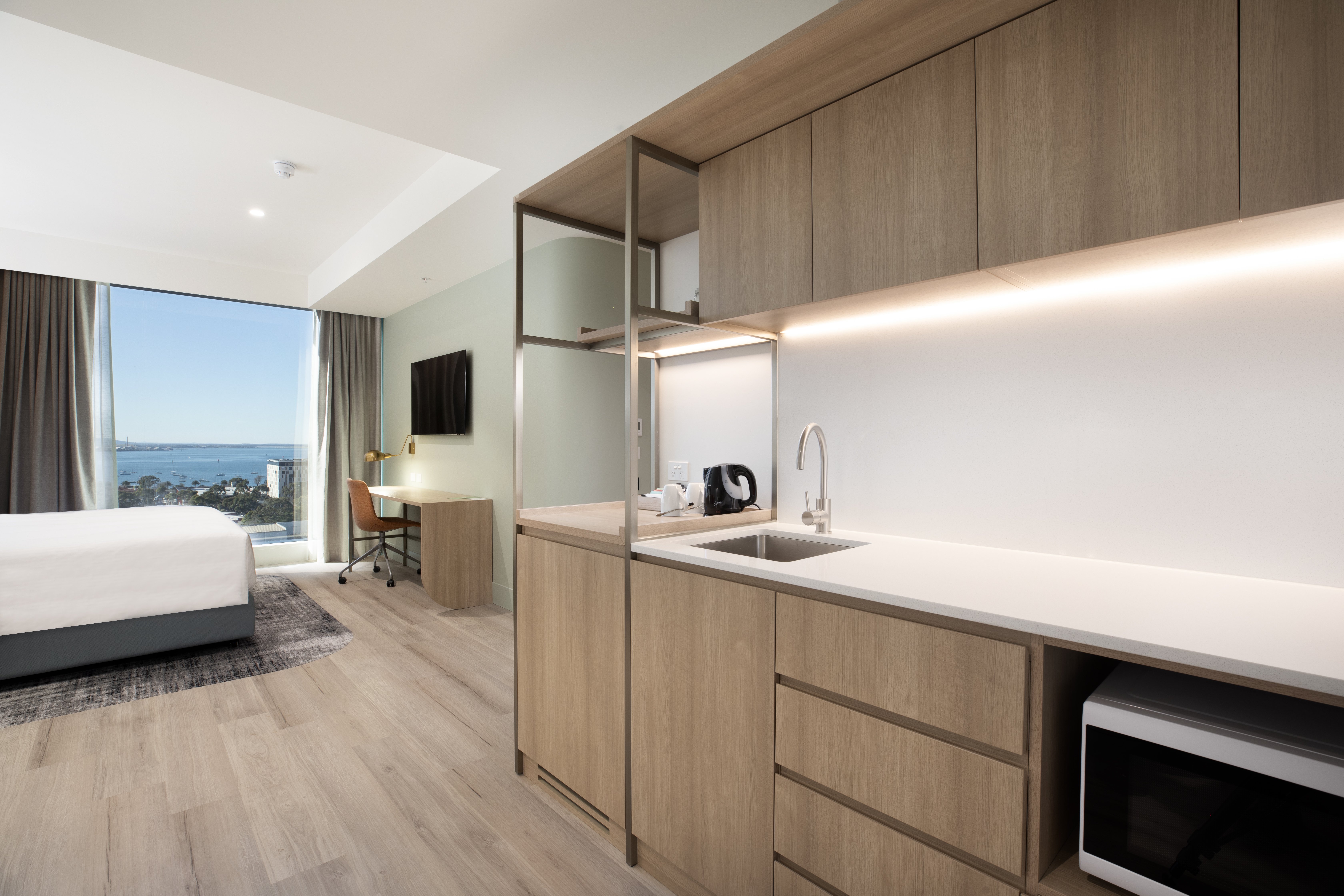 holiday inn and suites geelong an ihg hotel