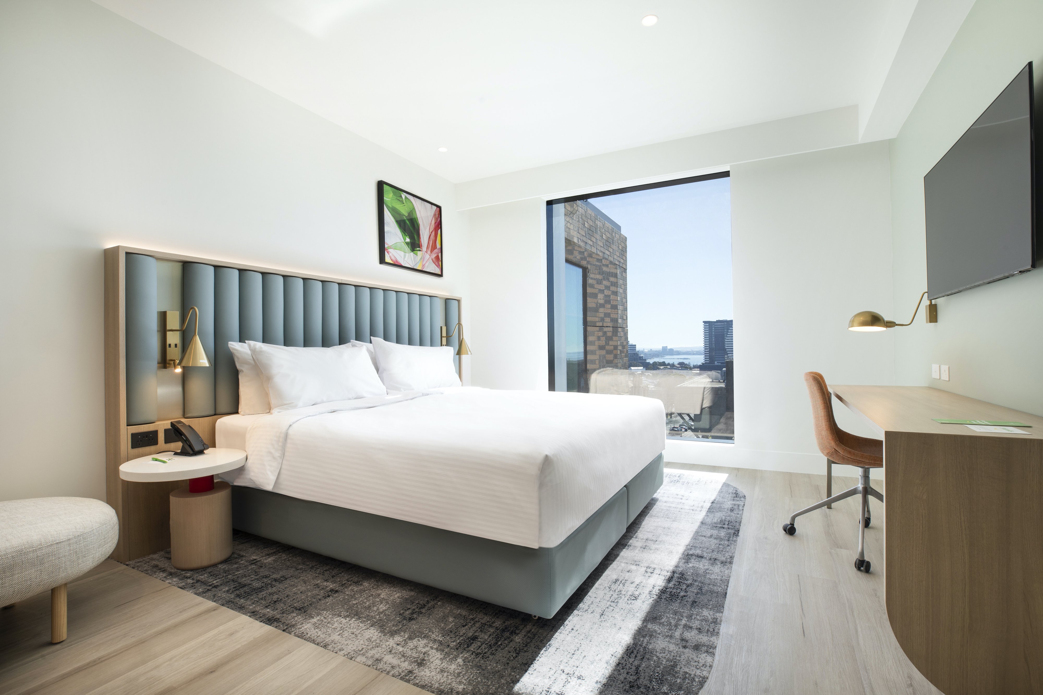 holiday inn and suites geelong an ihg hotel