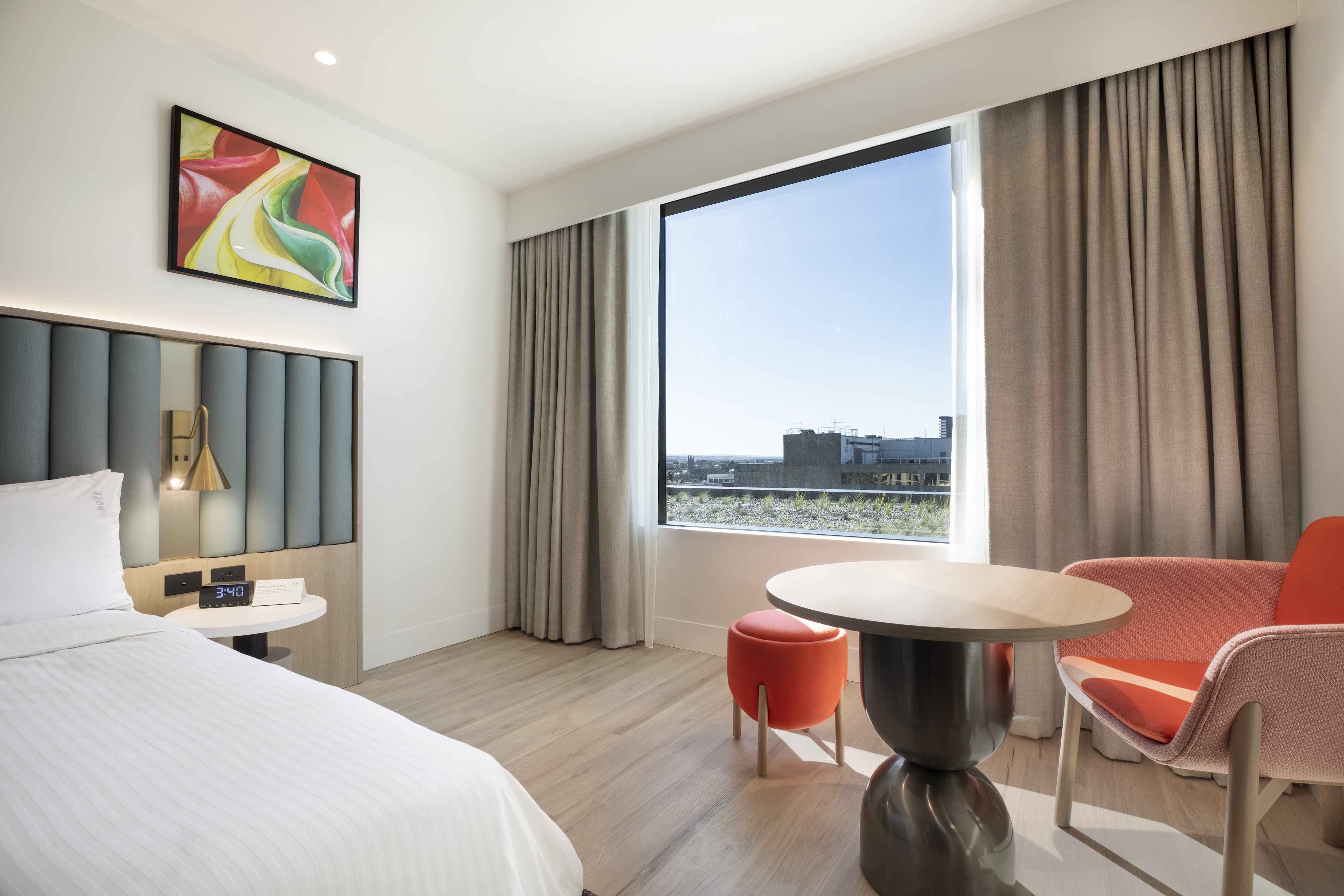 holiday inn and suites geelong an ihg hotel