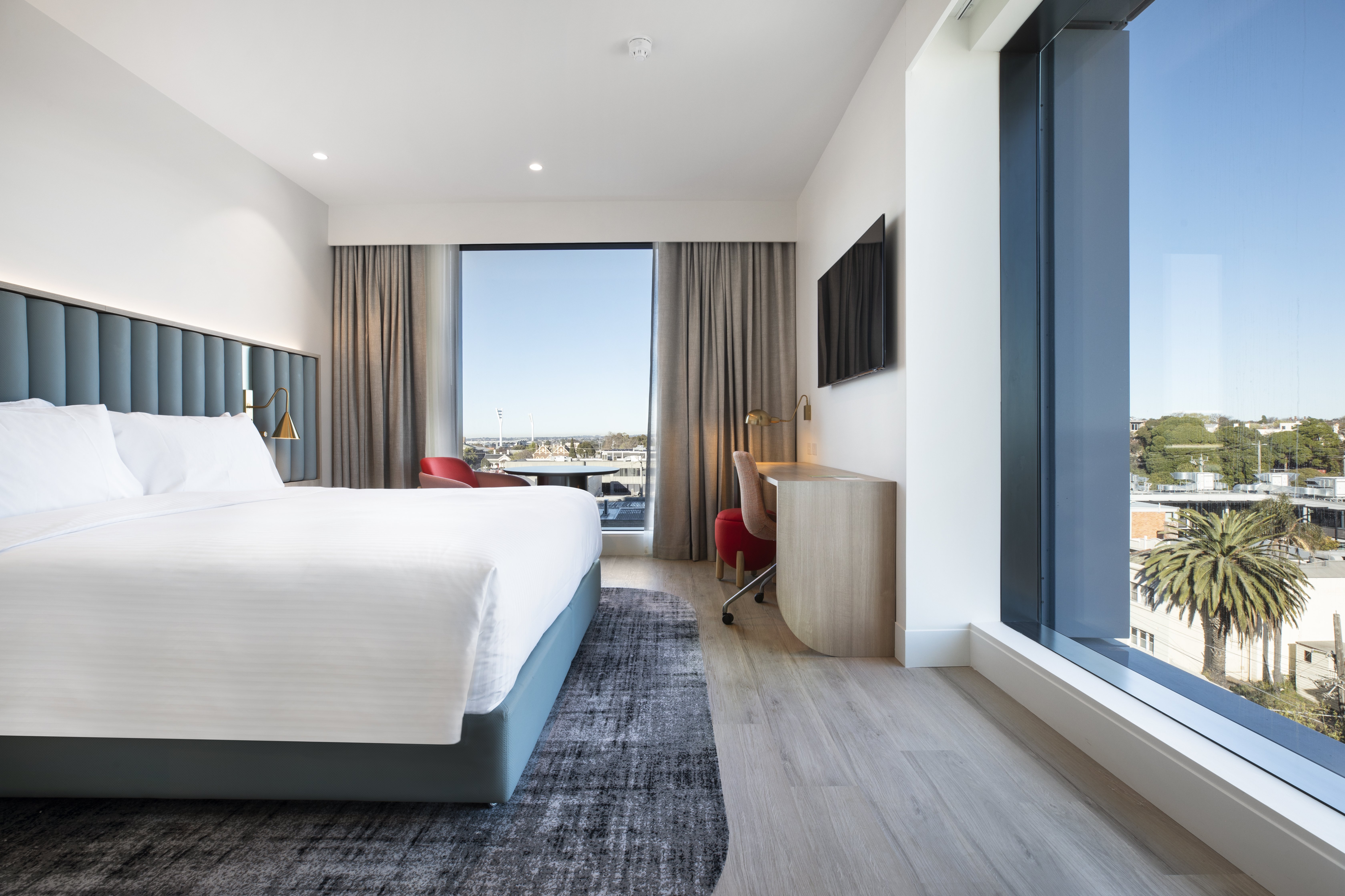 holiday inn and suites geelong an ihg hotel