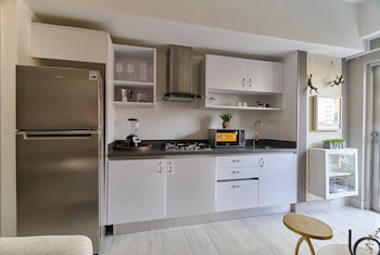 brickell apart hotel