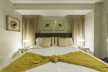 brickell apart hotel