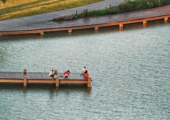 ecopark apartment hung yen