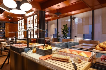 adina apartment hotel geneva