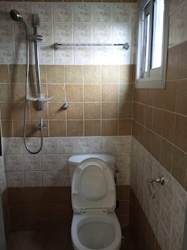 remarkable 1 bedroom flat in bonaberie ancienne