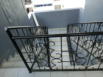 remarkable 1 bedroom flat in bonaberie ancienne