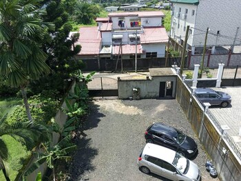 remarkable 1 bedroom flat in bonaberie ancienne