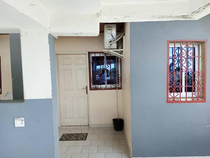 remarkable 1 bedroom flat in bonaberie ancienne
