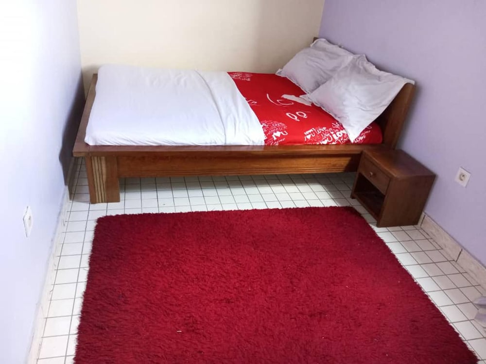 beautiful appartement 2 beds 2 toilets kitchen