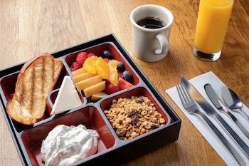 6 Columbus Central Park Hotel,Nutley>>New York,5 star