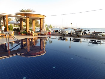 akkan beach hotel