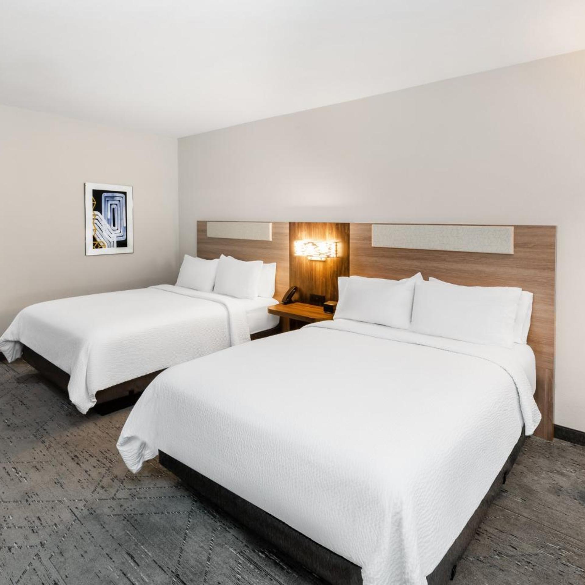 holiday inn express and suites henderson by ihg