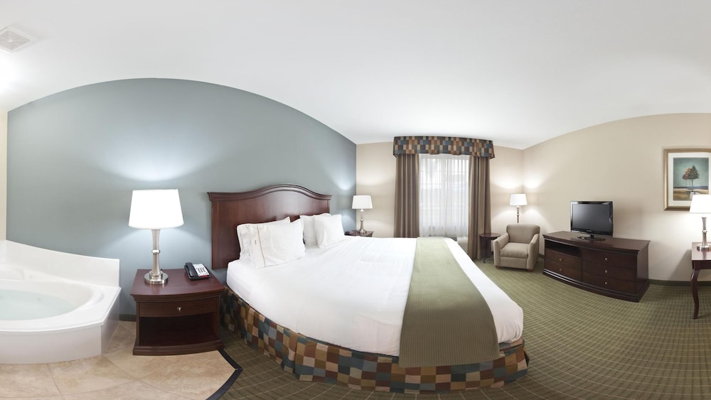 holiday inn express and suites henderson by ihg