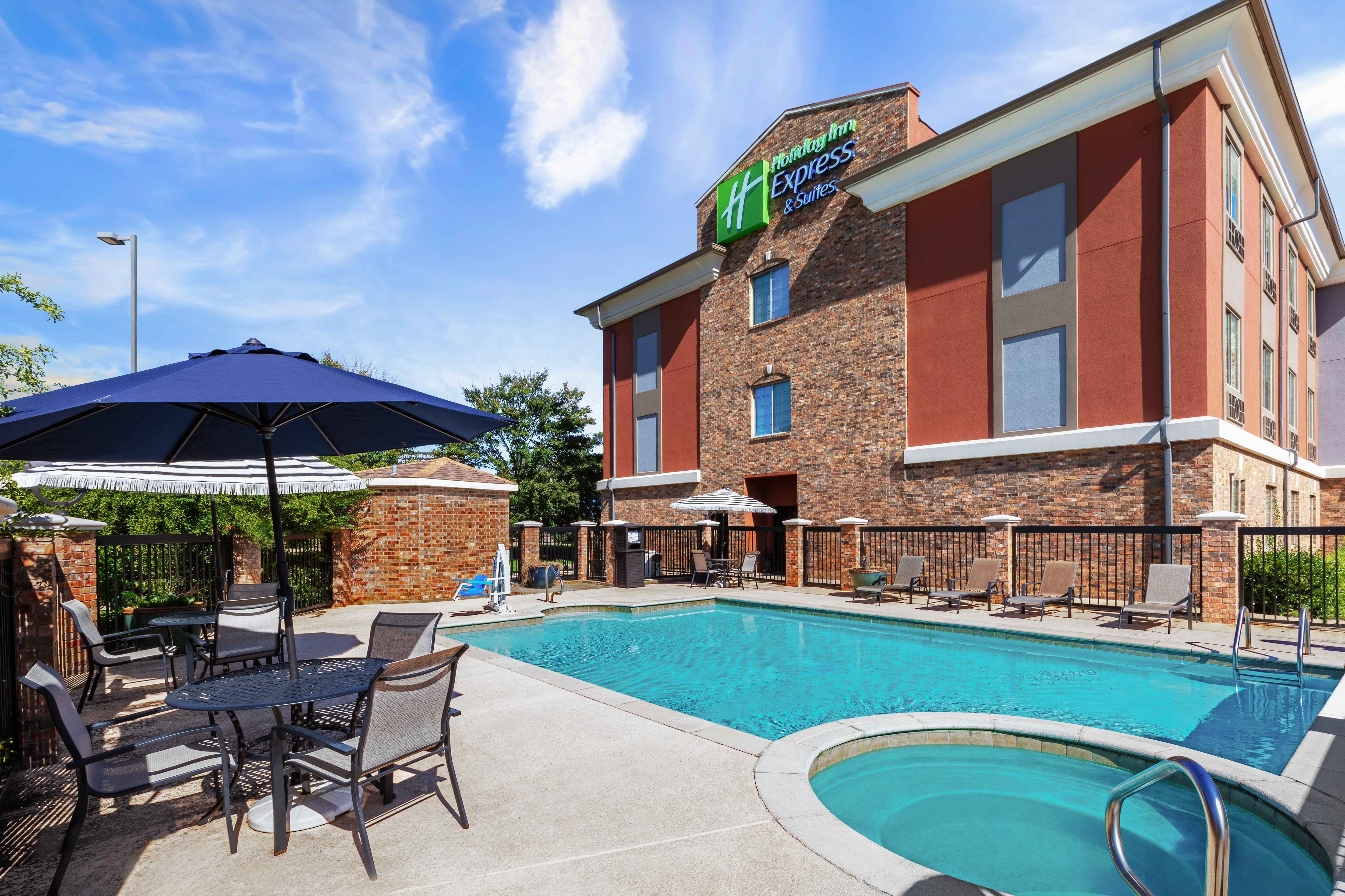 holiday inn express and suites henderson by ihg