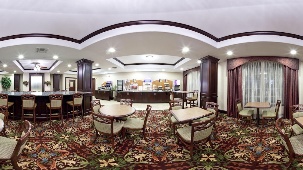 holiday inn express and suites henderson by ihg