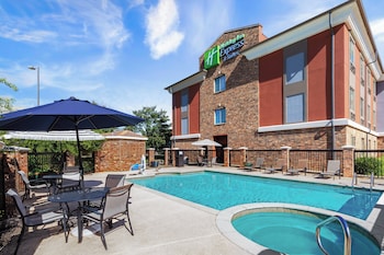 Holiday Inn Express And Suites Henderson By Ihg,Longview>>Henderson,3 star