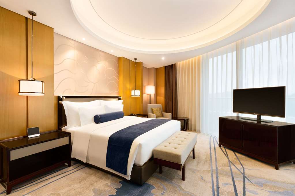 wyndham chongqing yuelai