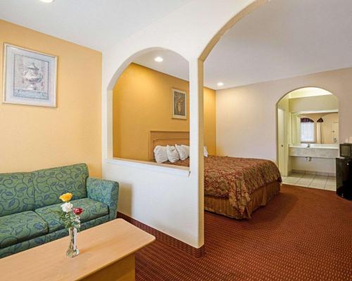 scottish inn and suites