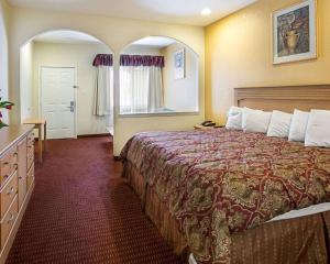 scottish inn and suites