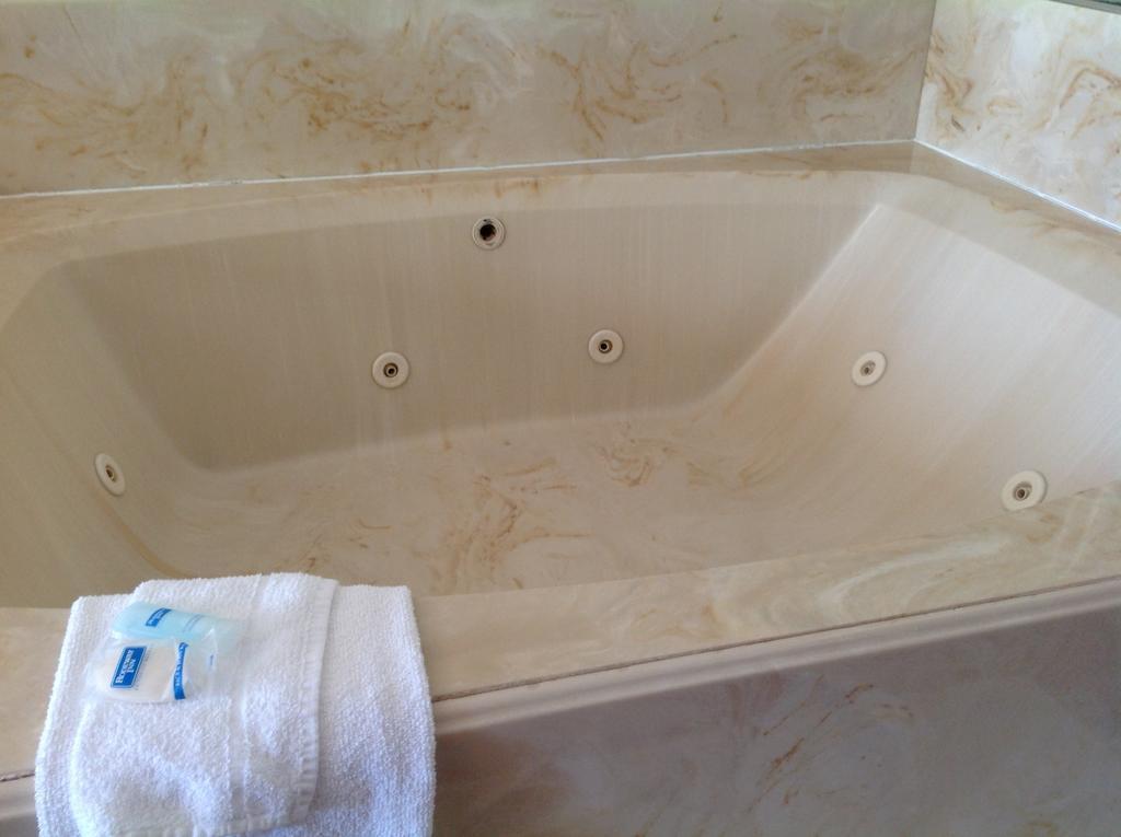 scottish inn and suites