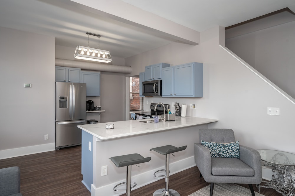 heart of mainstrasse apt 4