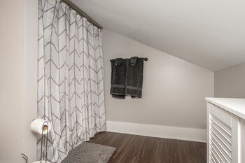 heart of mainstrasse apt 4