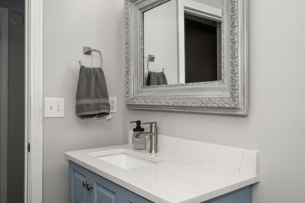 heart of mainstrasse apt 3