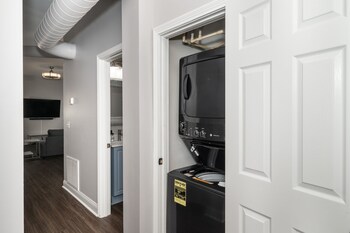 heart of mainstrasse apt 3