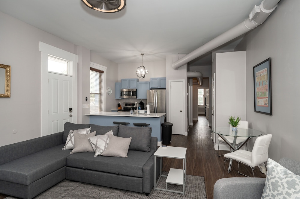 heart of mainstrasse apt 3