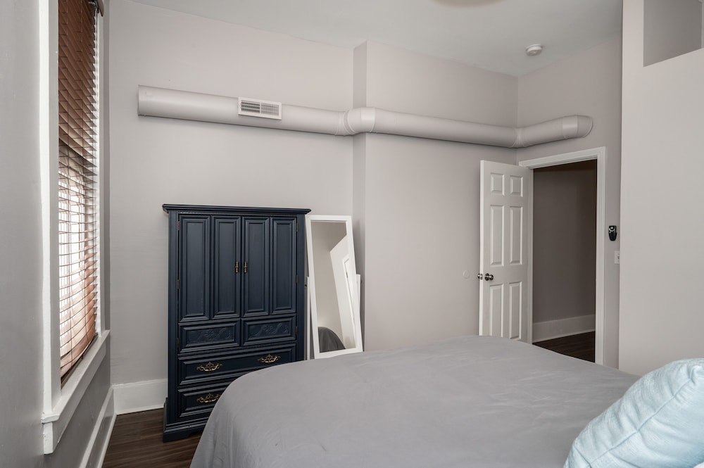 heart of mainstrasse apt 3