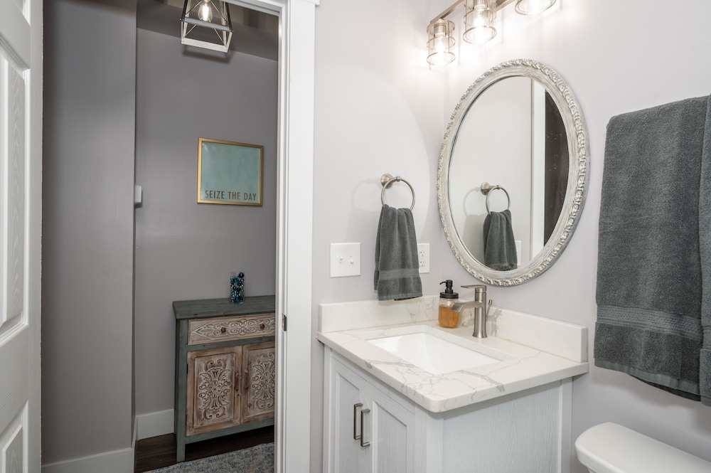 heart of mainstrasse apt 2