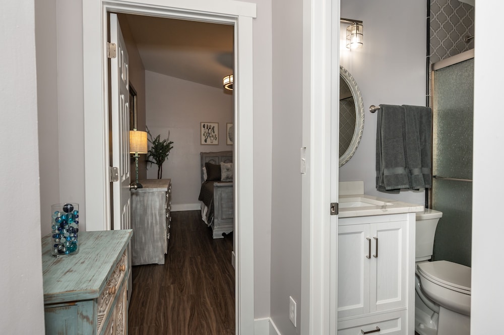 heart of mainstrasse apt 2