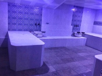 centrum hotel and spa