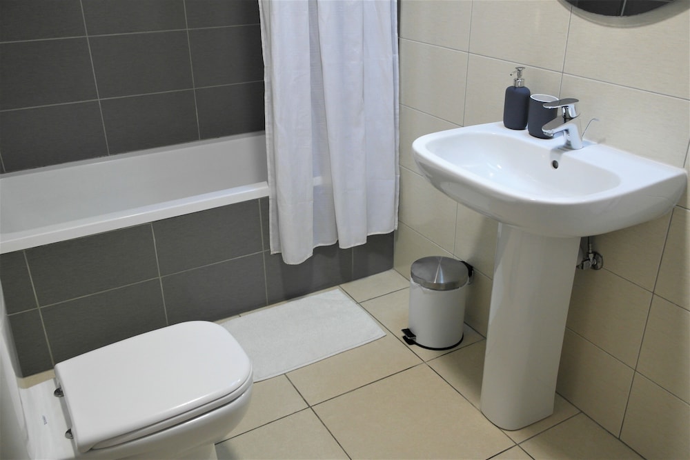 eden beach apartments