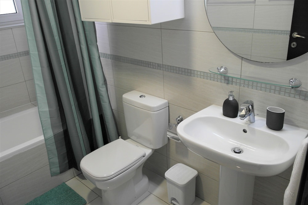 eden beach apartments