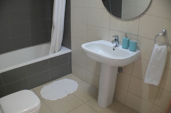 eden beach apartments