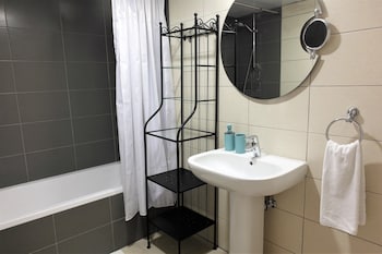 eden beach apartments