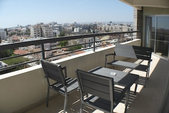 eden beach apartments