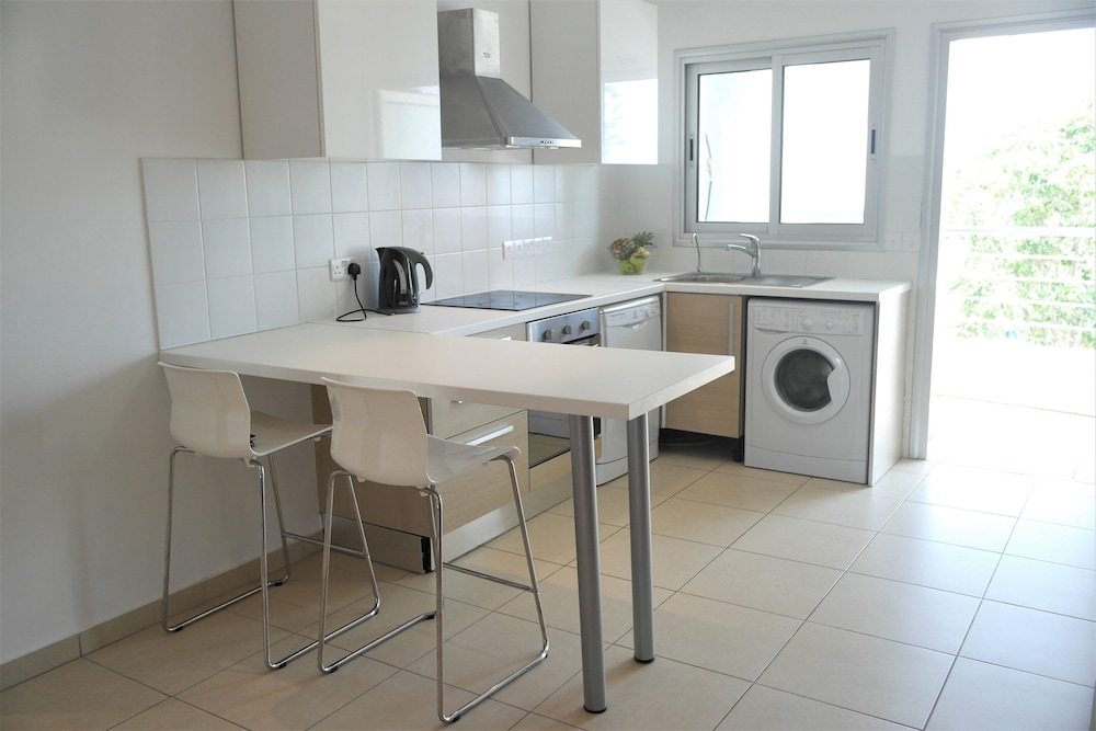 eden beach apartments